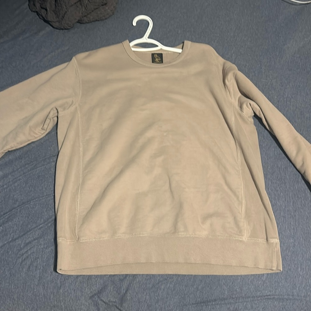 Ovo crewneck